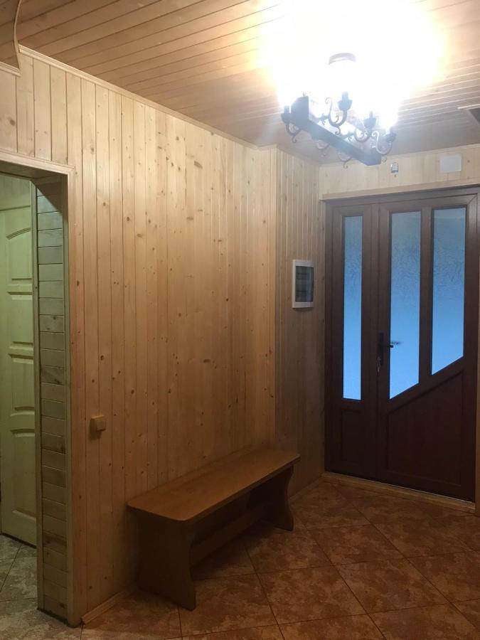Villa Ялинка à Myhove Extérieur photo